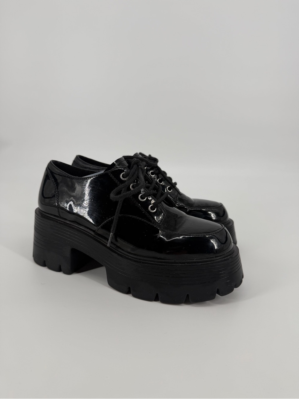 Steve Madden Black Patent Platform Oxford Lug Sole Shoes Women’s Size 7